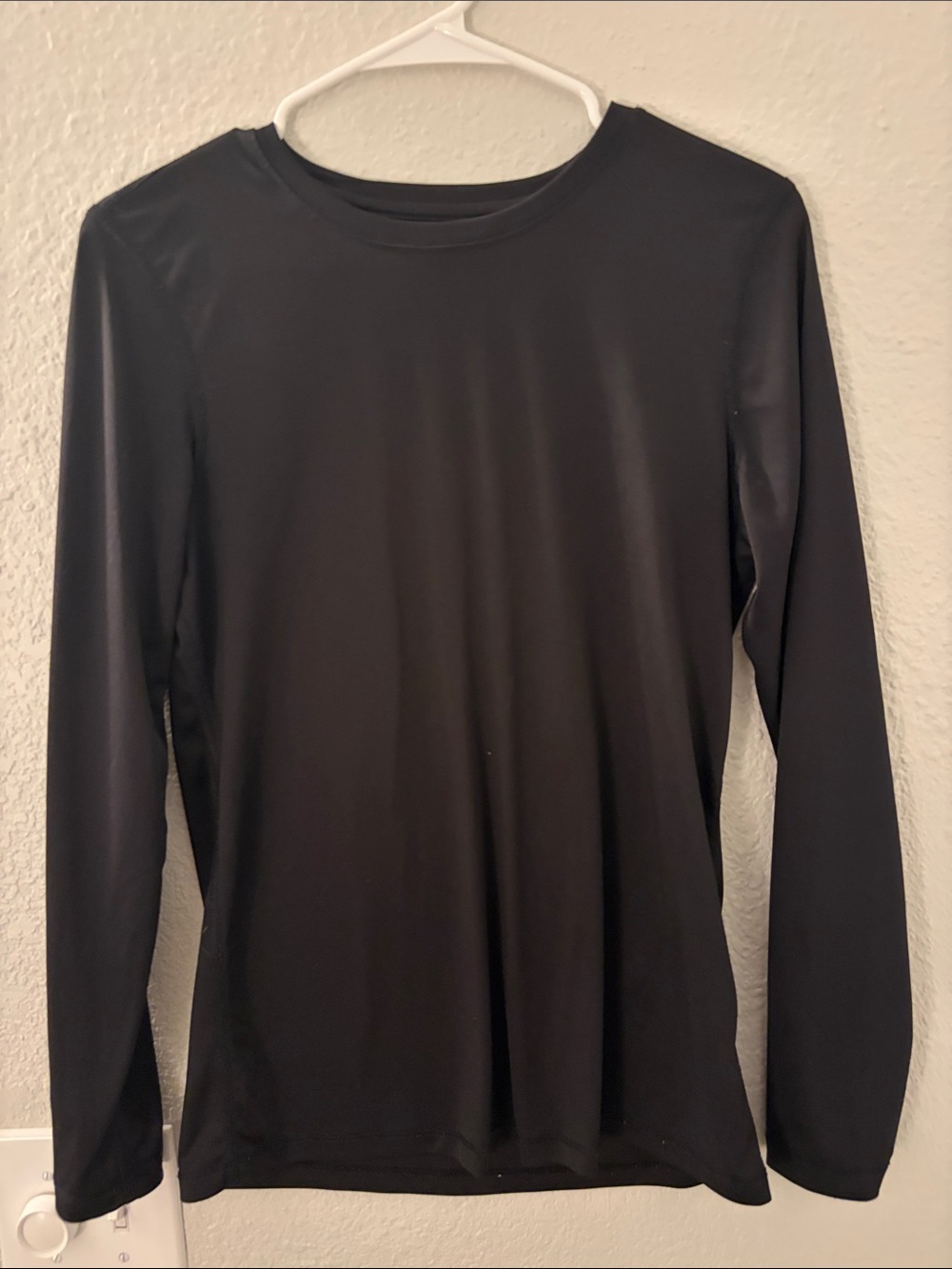 Women's Long Sleeve Athletic Crew Neck Top - Black